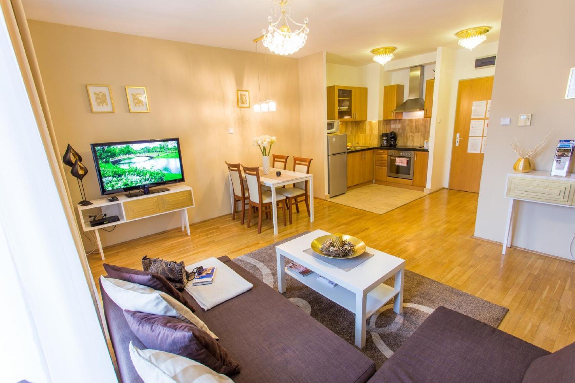 Colours Apartments Superior With Free Parking Budapeste Exterior foto